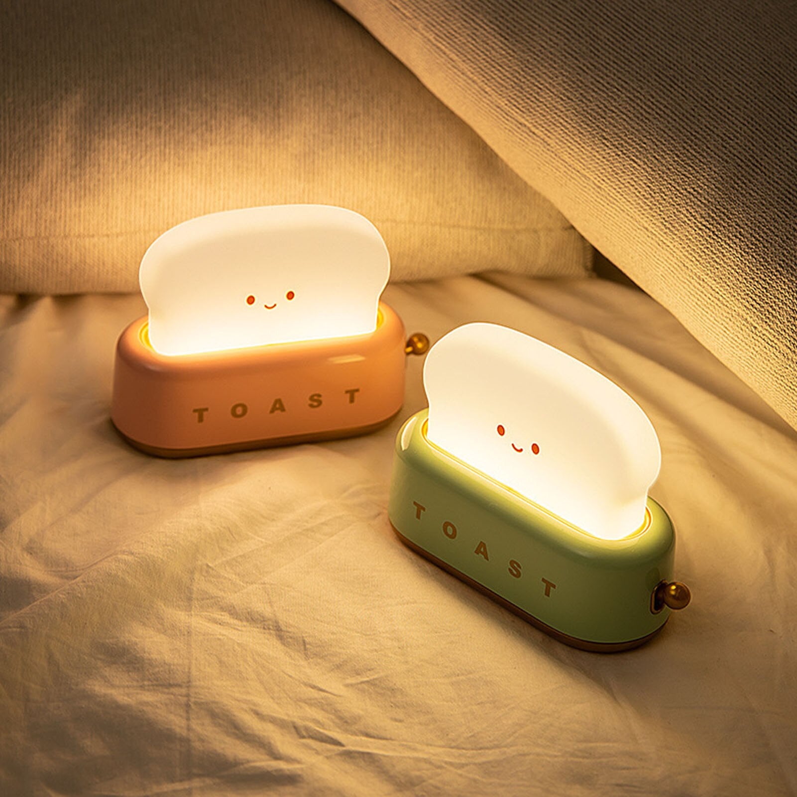 Toast Night Light - Everything for Everyone